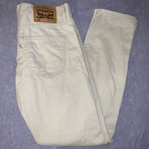 Levi’s cream beige-off white Levi’s